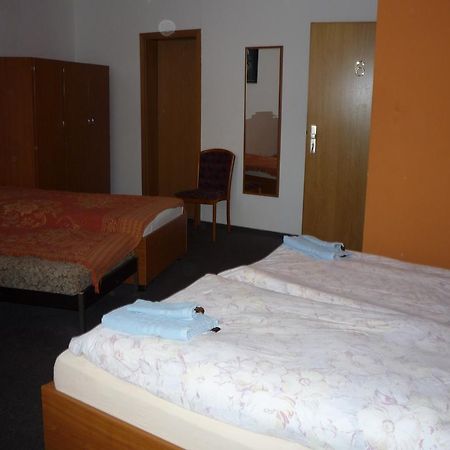 Gasthof & Pension Hause Halle  ห้อง รูปภาพ